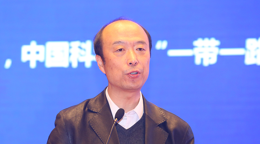 02--刘卫东主任作主题发言.JPG 02--刘卫东主任作主题发言.JPG